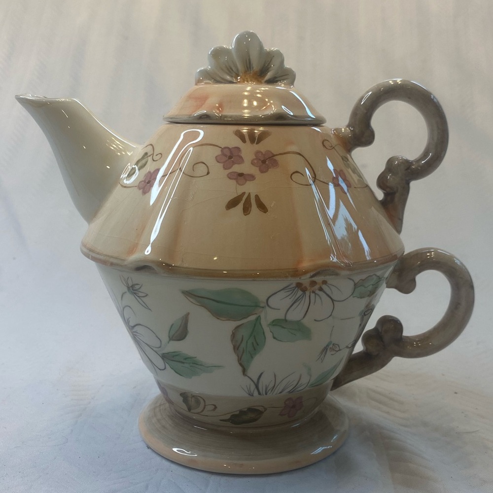 Tracy Porter hand painted teapot and mug set.